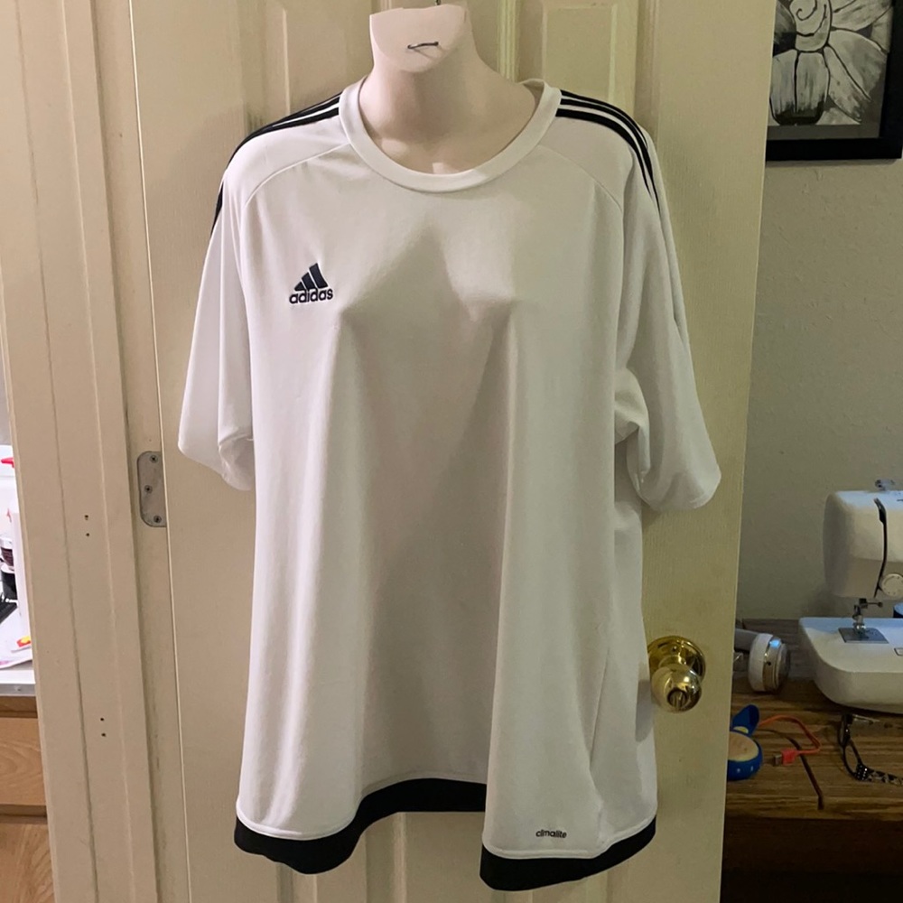Men’s Adidas Climalite T-shirt ~ size XL